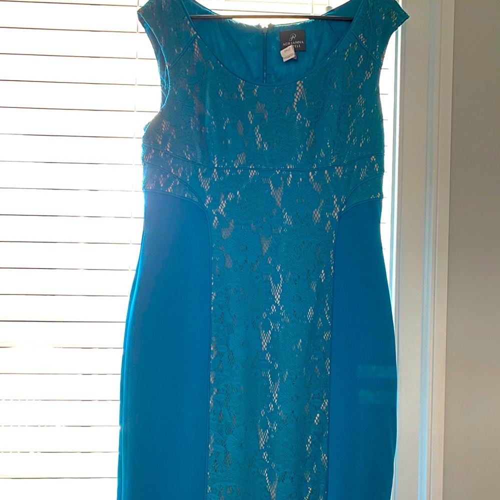 Gorgeous Teal Lace Adrianna Papell Sheath Dress